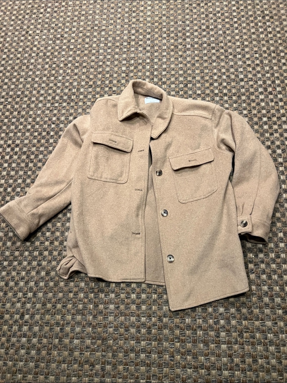 Old Navy Tan Shirt Jacket with Chest Flap Pockets